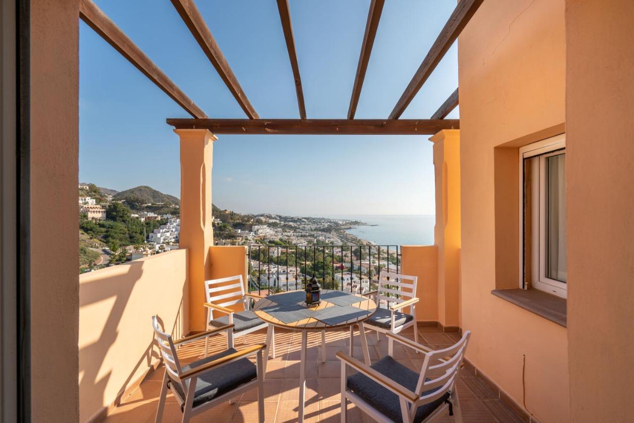 מוחקאר Chalet Con Vistas Al Mar Y Piscina מראה חיצוני תמונה