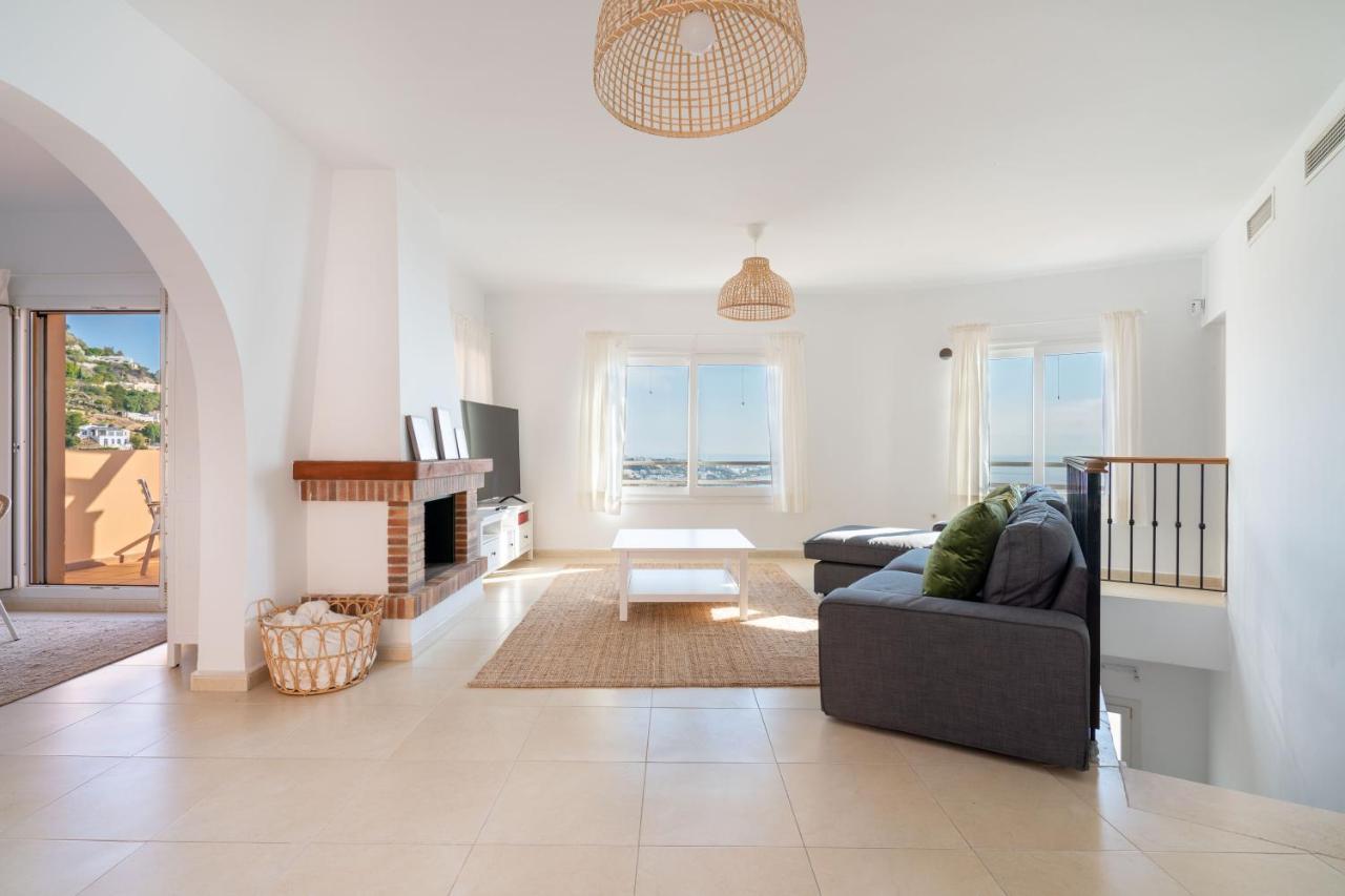 מוחקאר Chalet Con Vistas Al Mar Y Piscina מראה חיצוני תמונה