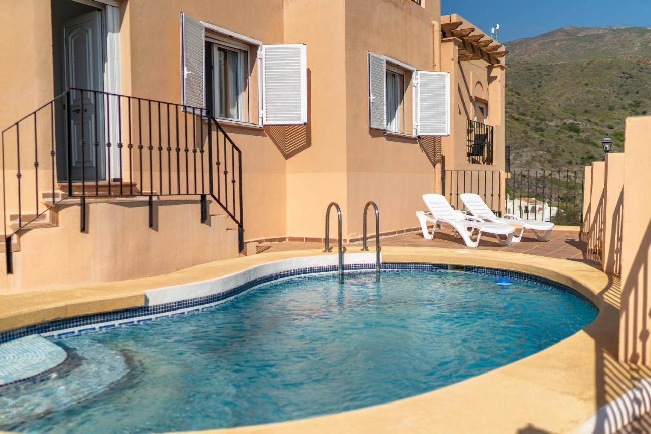 מוחקאר Chalet Con Vistas Al Mar Y Piscina מראה חיצוני תמונה