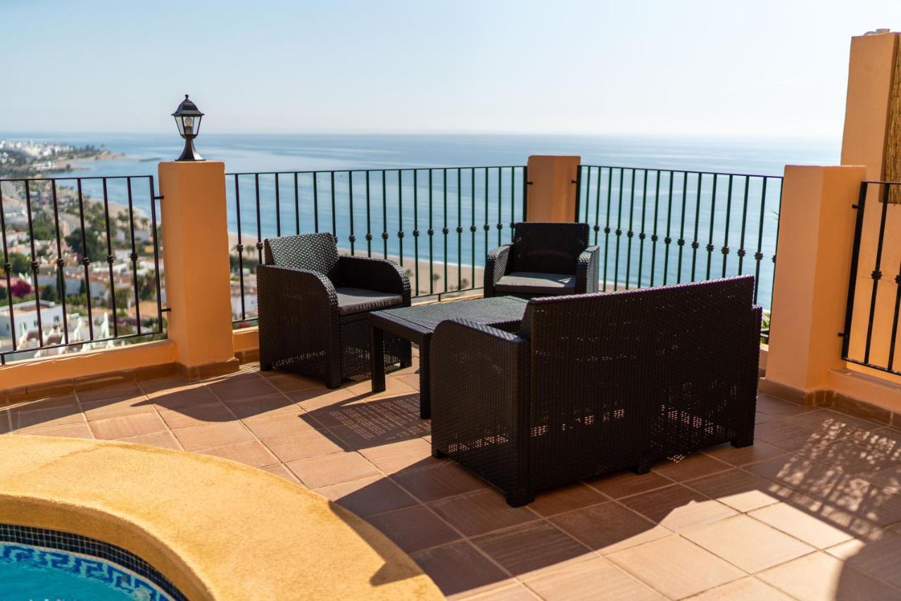 מוחקאר Chalet Con Vistas Al Mar Y Piscina מראה חיצוני תמונה