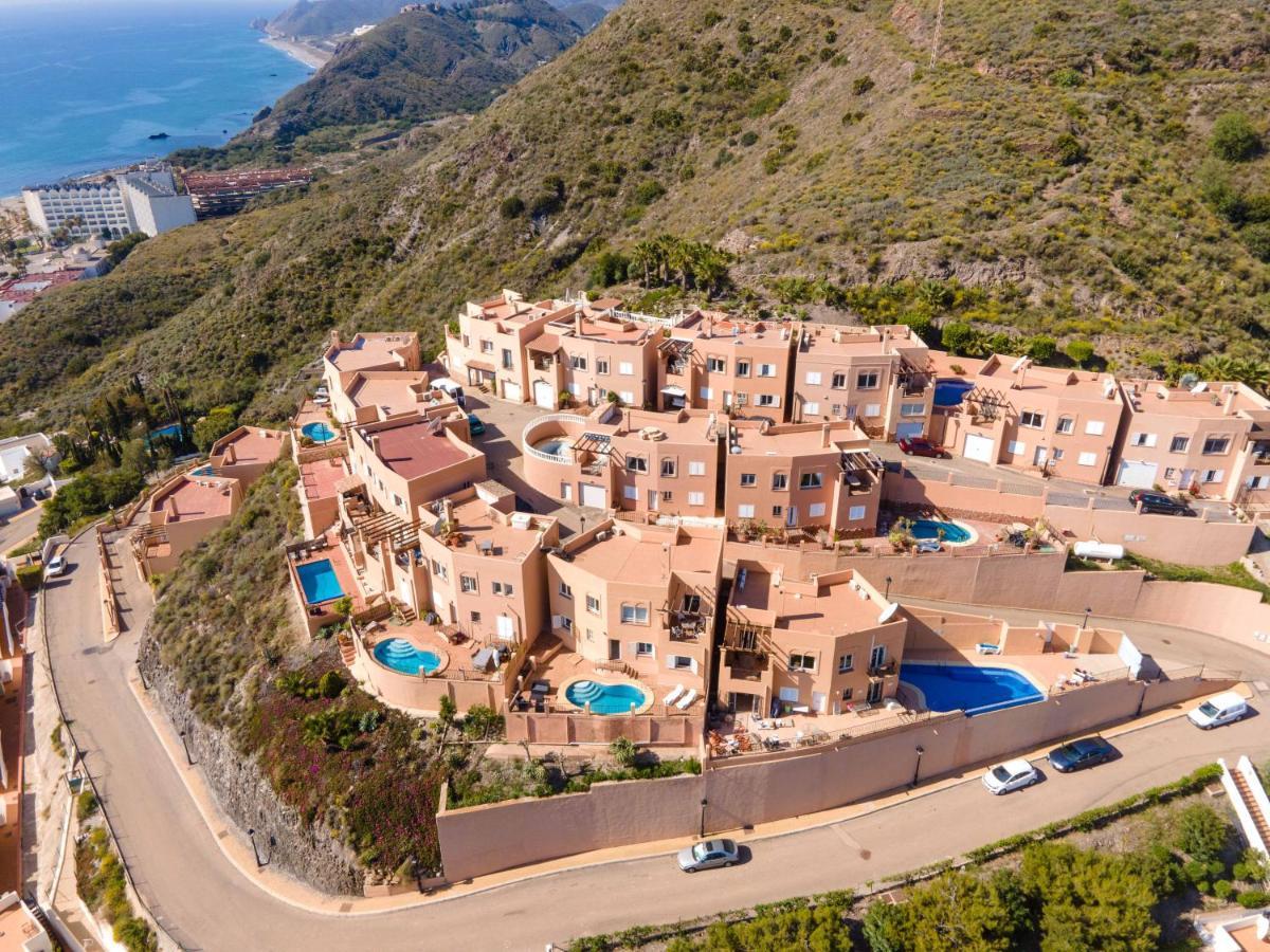 מוחקאר Chalet Con Vistas Al Mar Y Piscina מראה חיצוני תמונה
