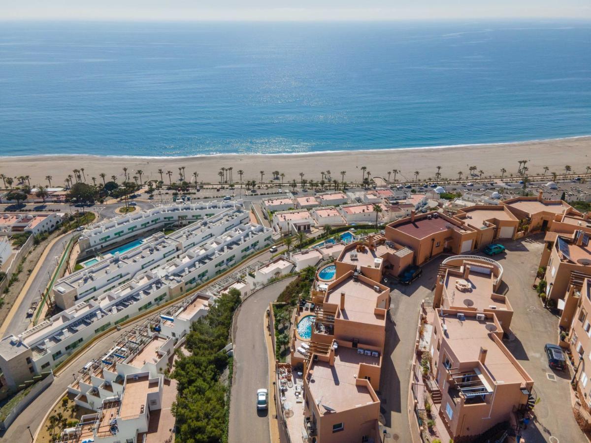 מוחקאר Chalet Con Vistas Al Mar Y Piscina מראה חיצוני תמונה