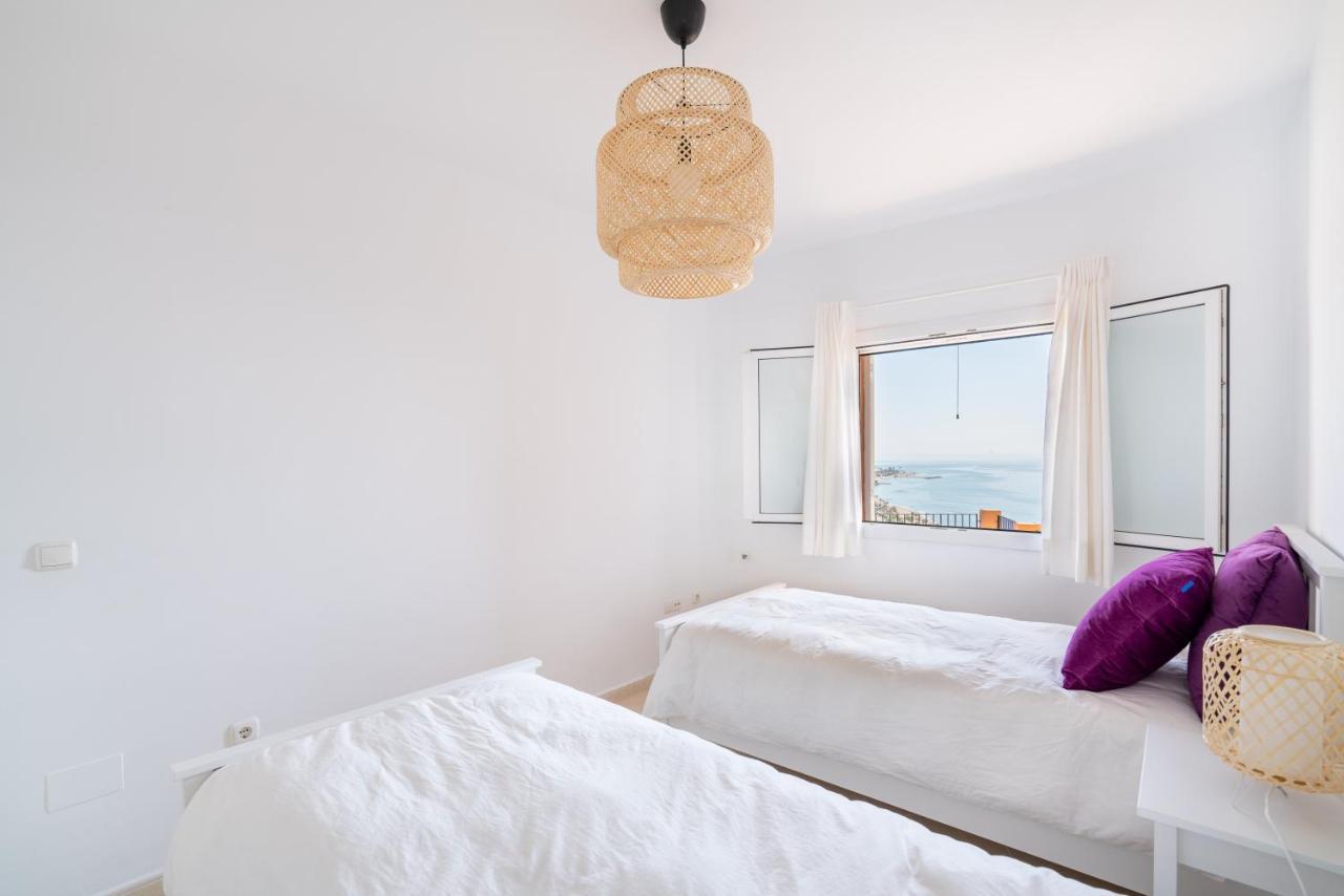 מוחקאר Chalet Con Vistas Al Mar Y Piscina מראה חיצוני תמונה