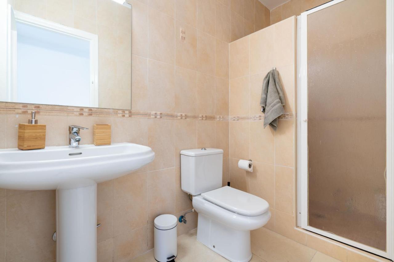מוחקאר Chalet Con Vistas Al Mar Y Piscina מראה חיצוני תמונה