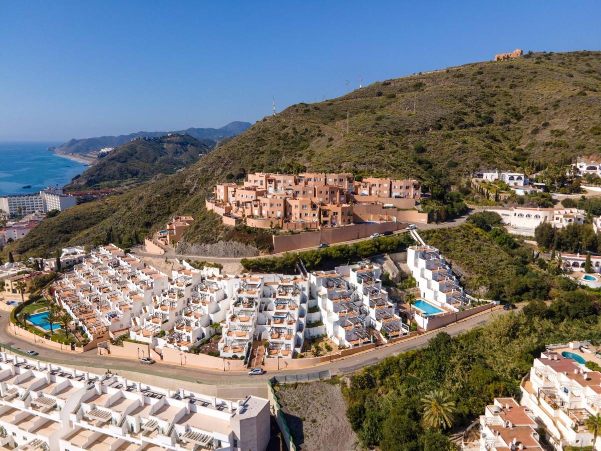 מוחקאר Chalet Con Vistas Al Mar Y Piscina מראה חיצוני תמונה