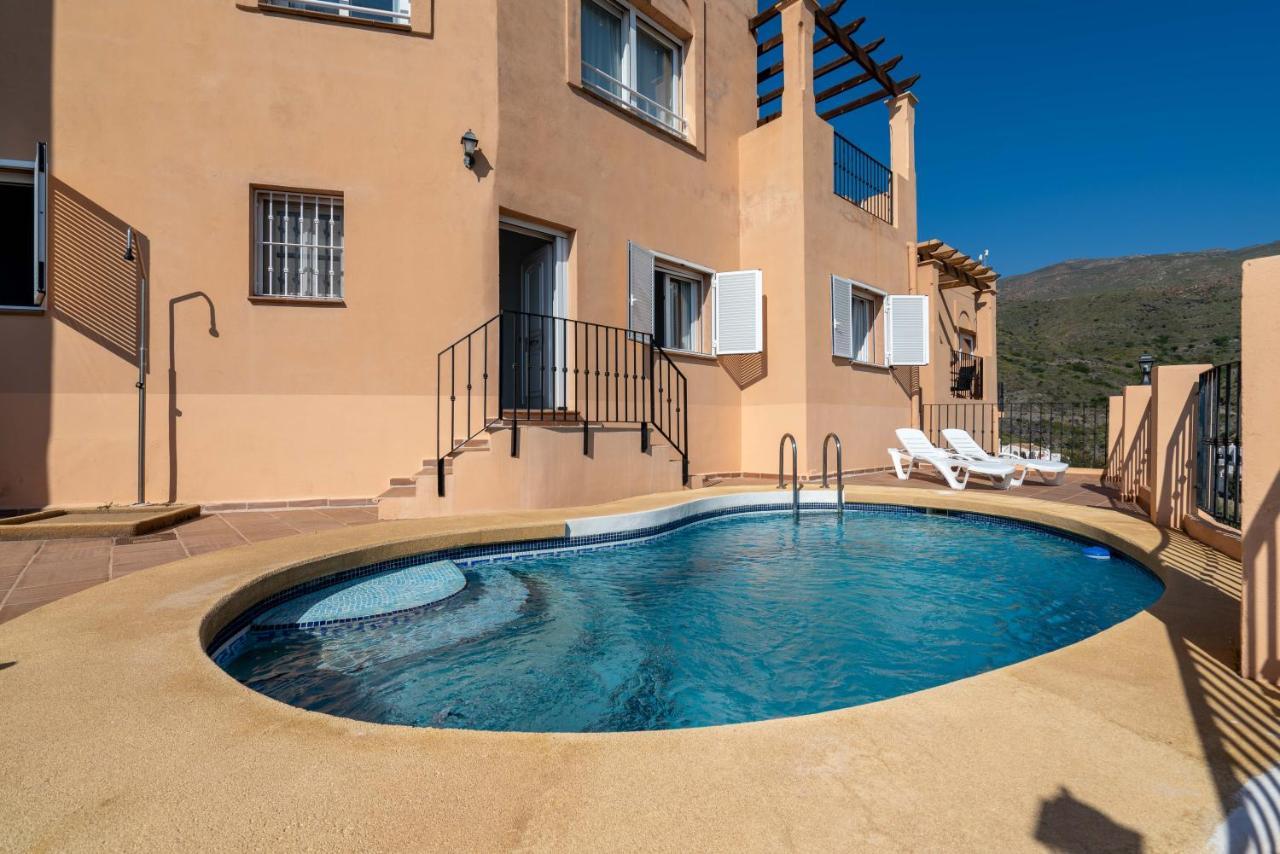 מוחקאר Chalet Con Vistas Al Mar Y Piscina מראה חיצוני תמונה