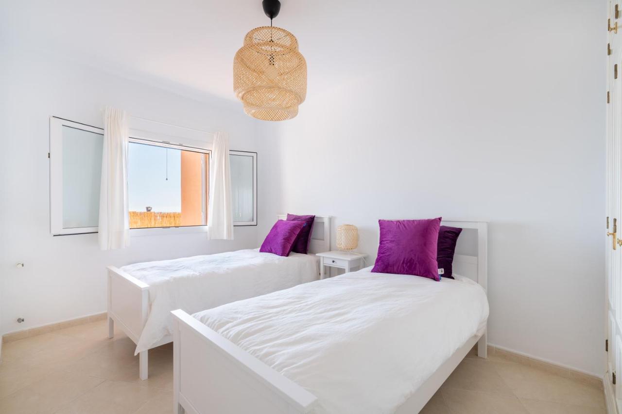 מוחקאר Chalet Con Vistas Al Mar Y Piscina מראה חיצוני תמונה