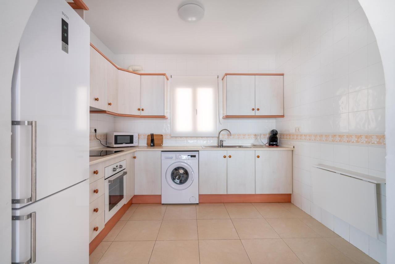מוחקאר Chalet Con Vistas Al Mar Y Piscina מראה חיצוני תמונה