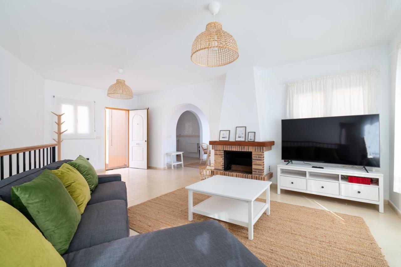 מוחקאר Chalet Con Vistas Al Mar Y Piscina מראה חיצוני תמונה
