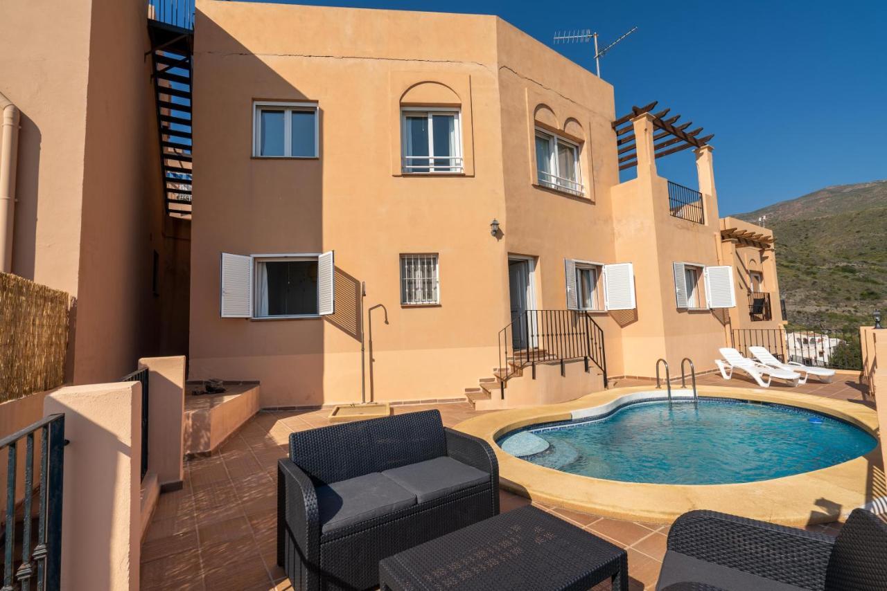 מוחקאר Chalet Con Vistas Al Mar Y Piscina מראה חיצוני תמונה