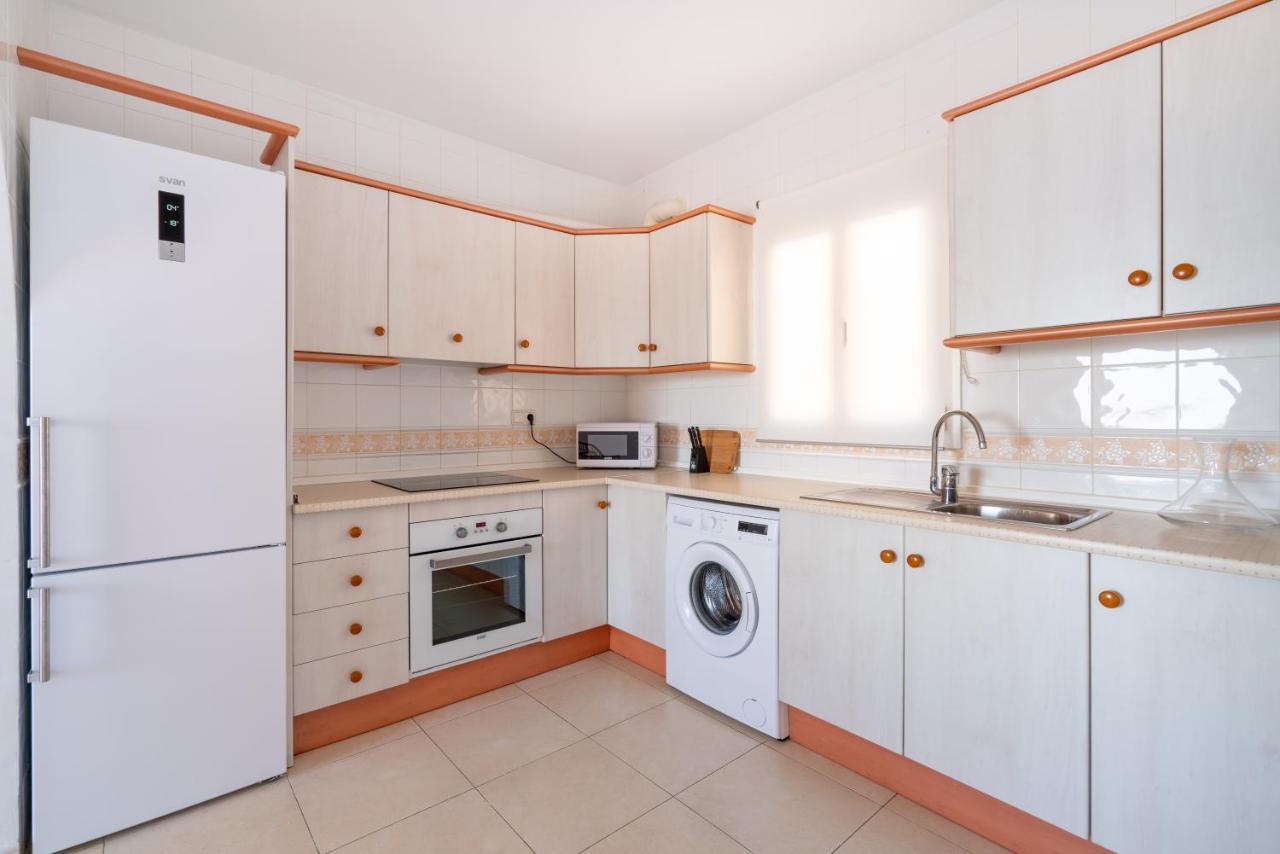 מוחקאר Chalet Con Vistas Al Mar Y Piscina מראה חיצוני תמונה